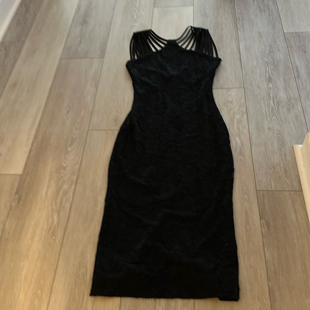 Dress, the population, size small, lace dress with scrappy shoulders